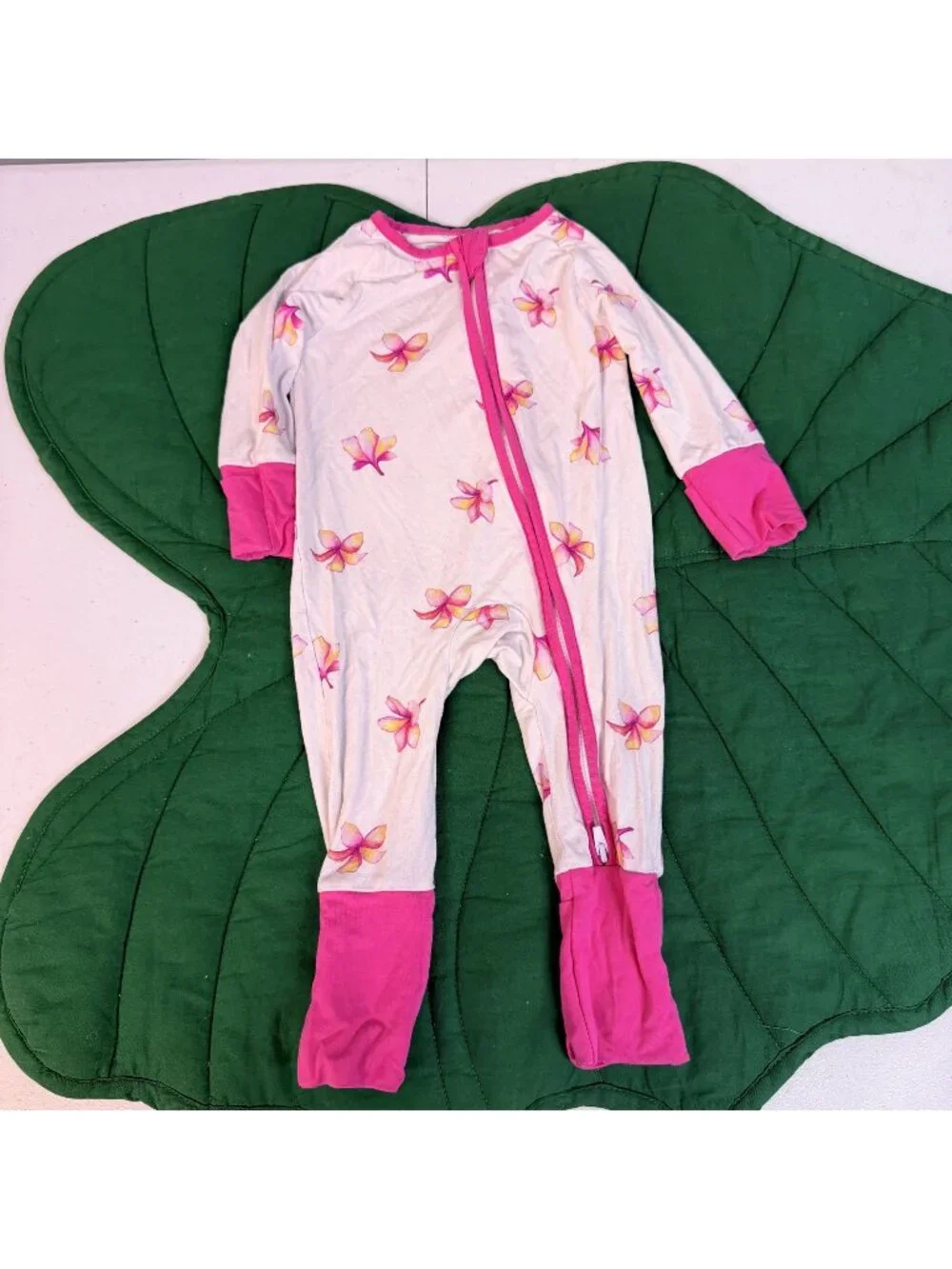Coco Moon Hawaii Bamboo 3-6M White Pink Plumeria Convertible Zipper Coverall Paj
